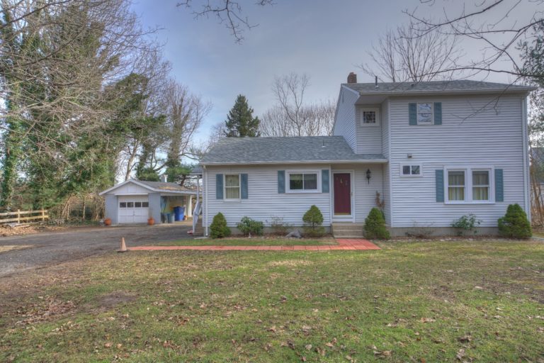 466 Noank Rd Mystic property for sale 1 768x512